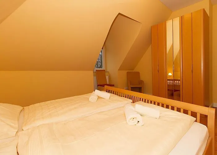 Duenenschloss Duenenschloss 2-24 *